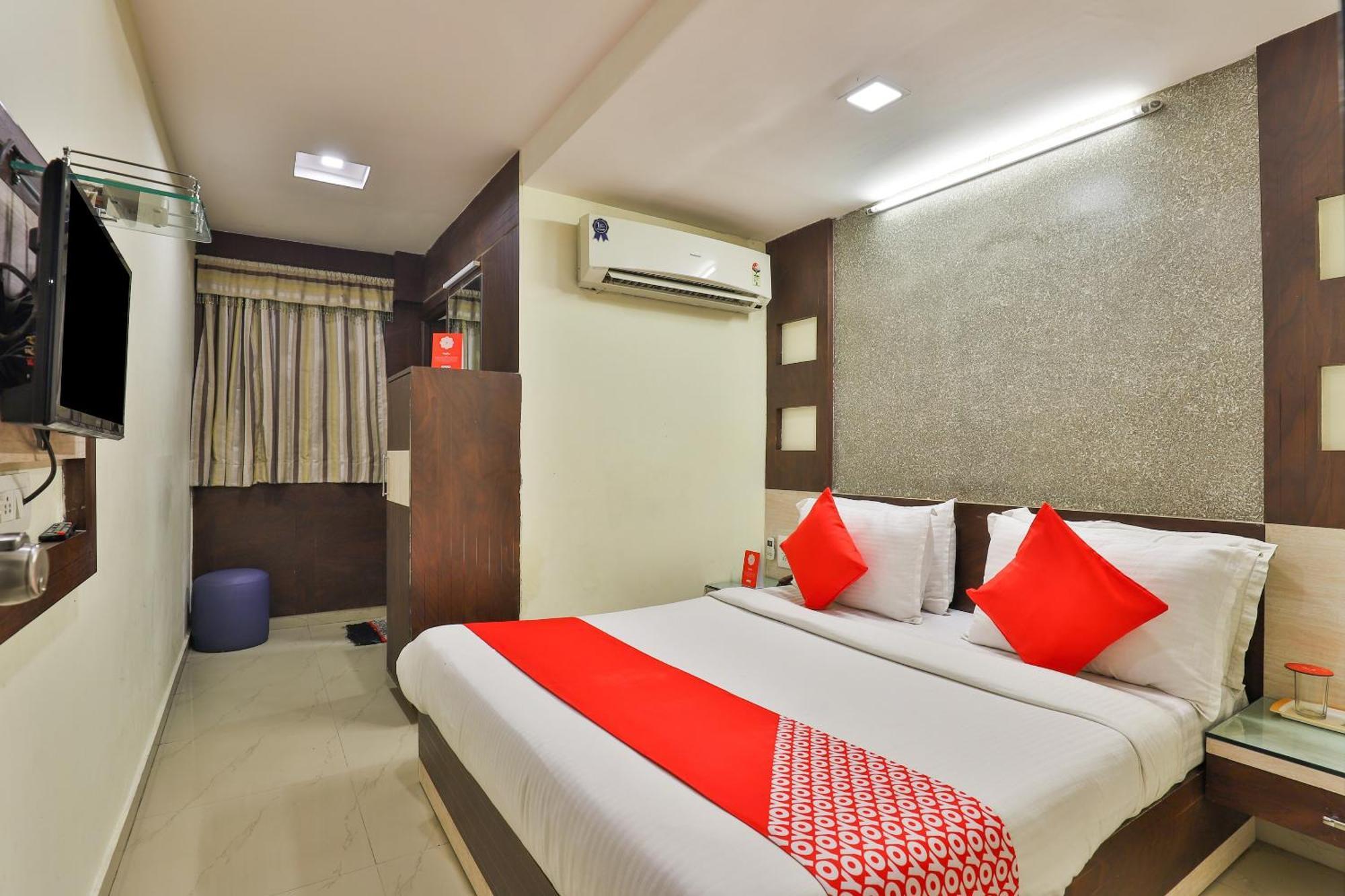 Hotel O Sri Balaji Residency Ахмедабад Екстериор снимка