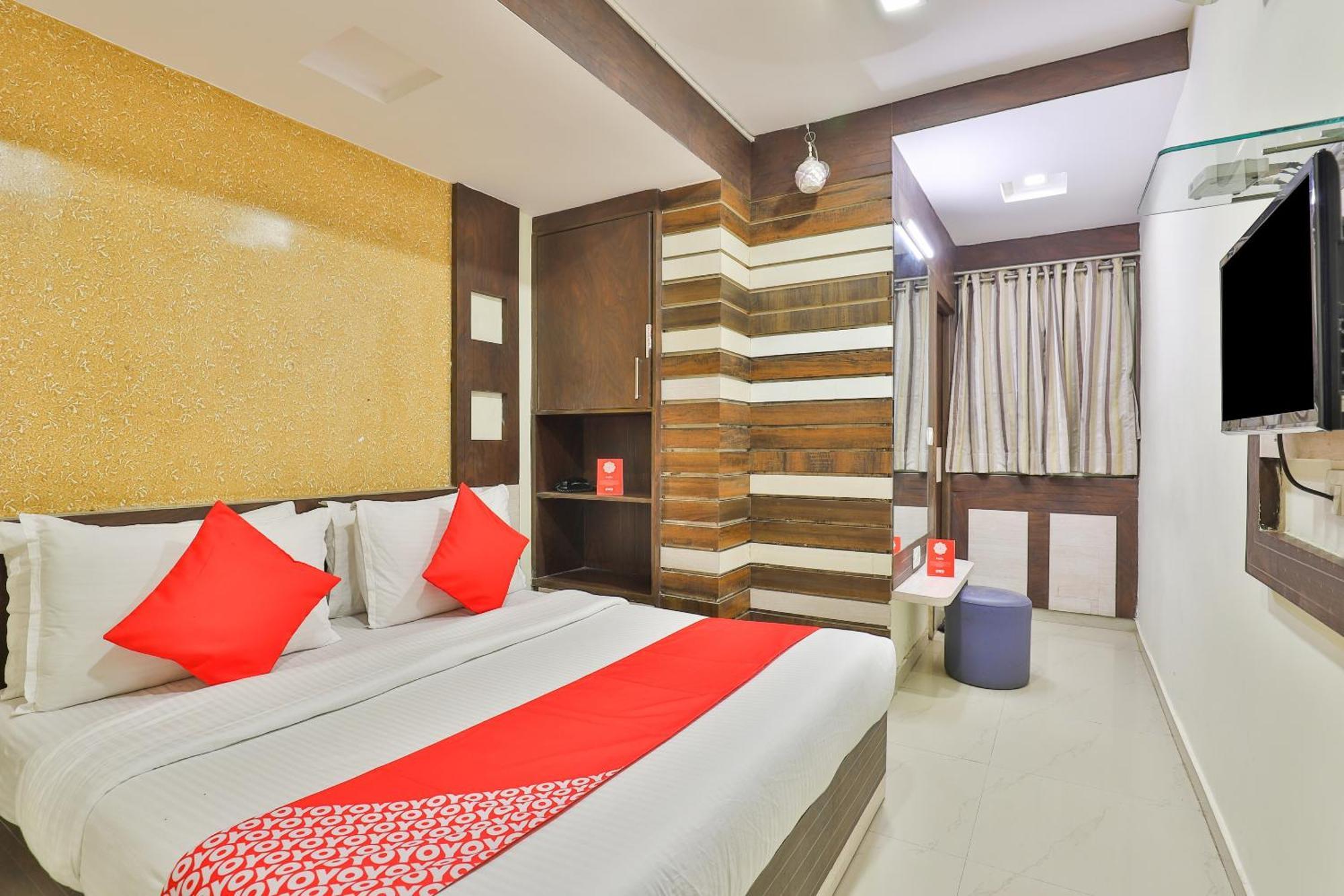 Hotel O Sri Balaji Residency Ахмедабад Екстериор снимка